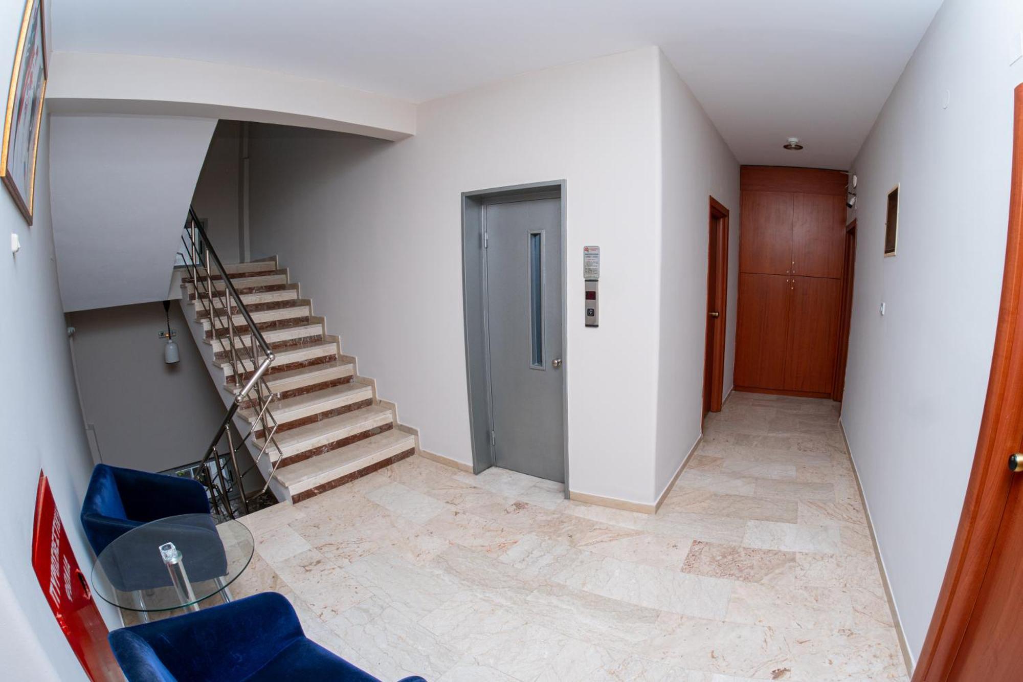 Hotel Ena Lutrá Ipátisz Kültér fotó